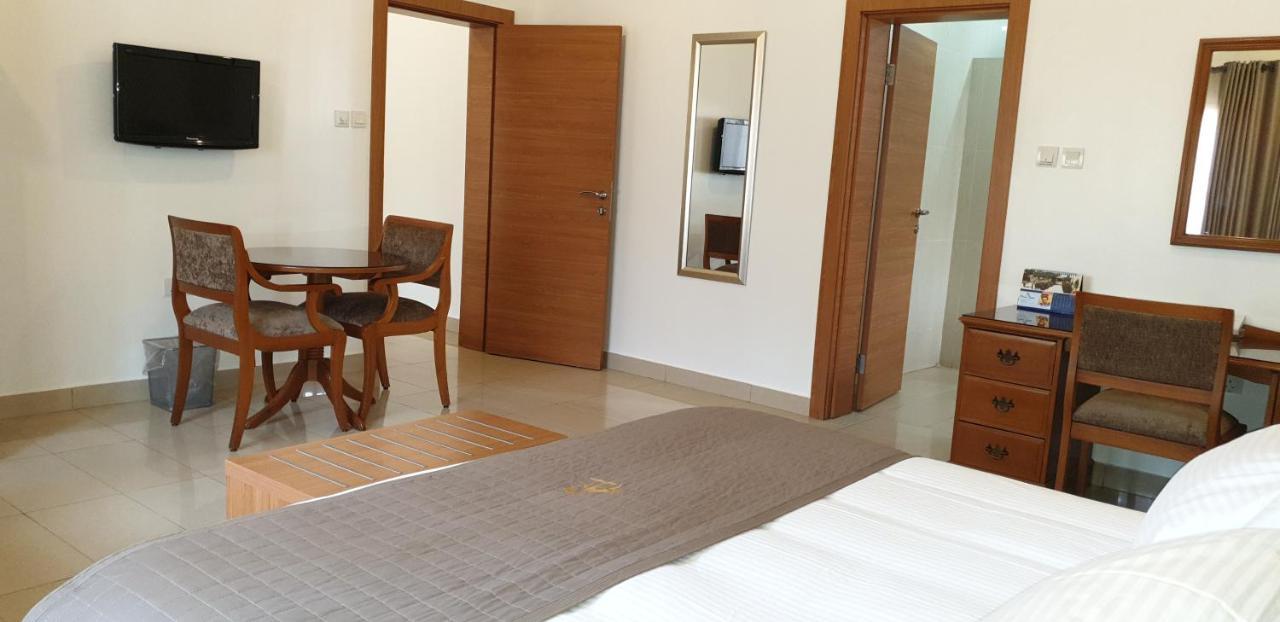 Prince Hotel คาโน ภายนอก รูปภาพ